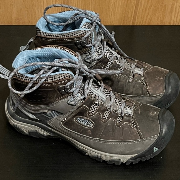 Keen Women's Targhee III Waterproof Boot Magnet/Atlantic Blue - Picture 5 of 15